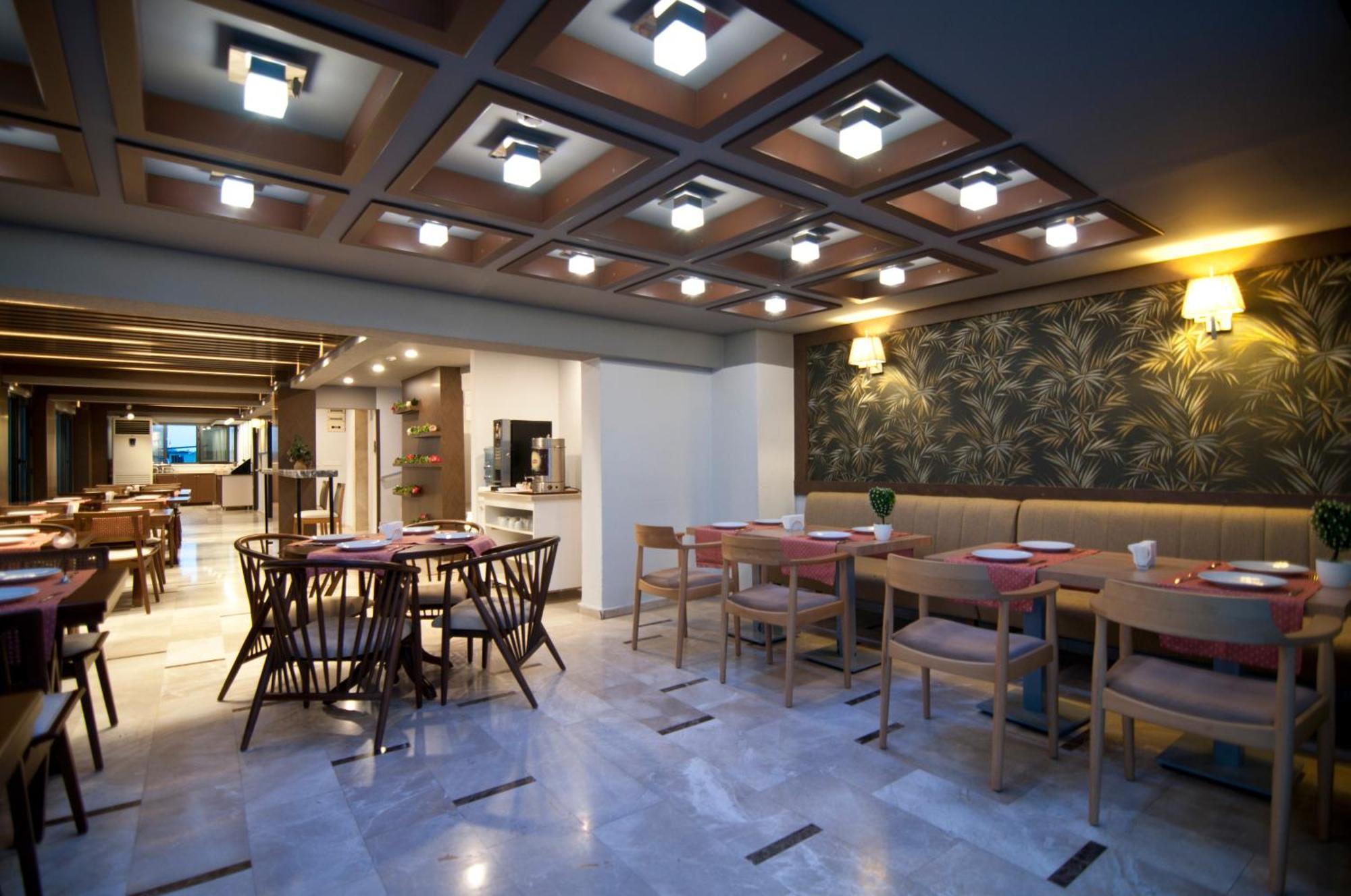 Royce Hotel Истанбул Екстериор снимка