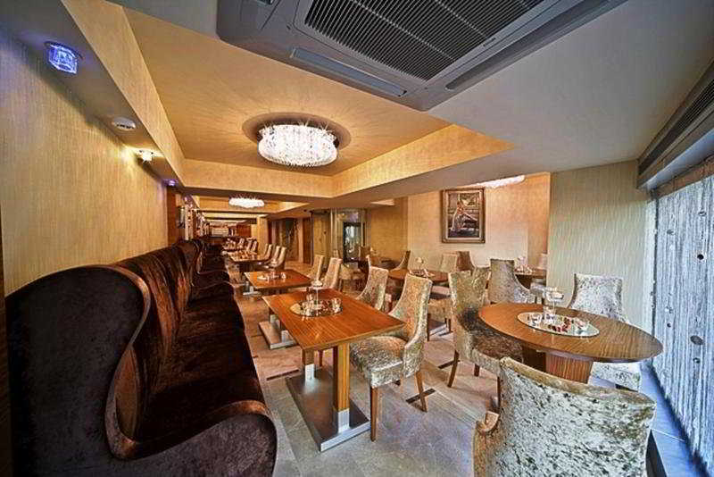 Royce Hotel Истанбул Екстериор снимка