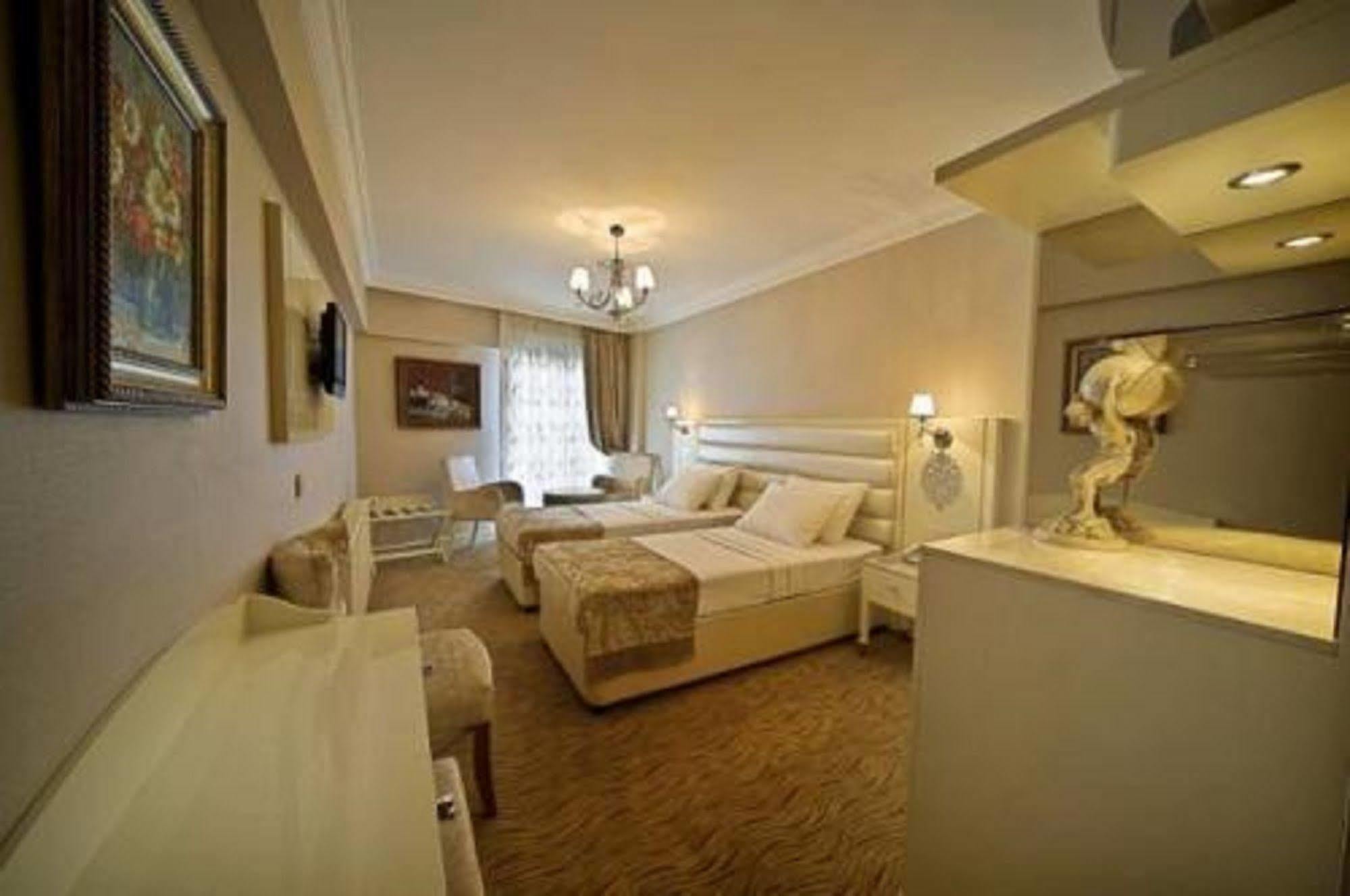 Royce Hotel Истанбул Екстериор снимка